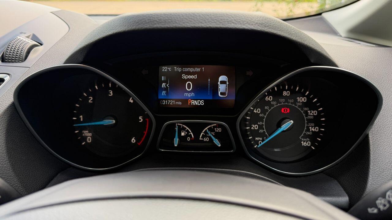 Ford C-Max view 21