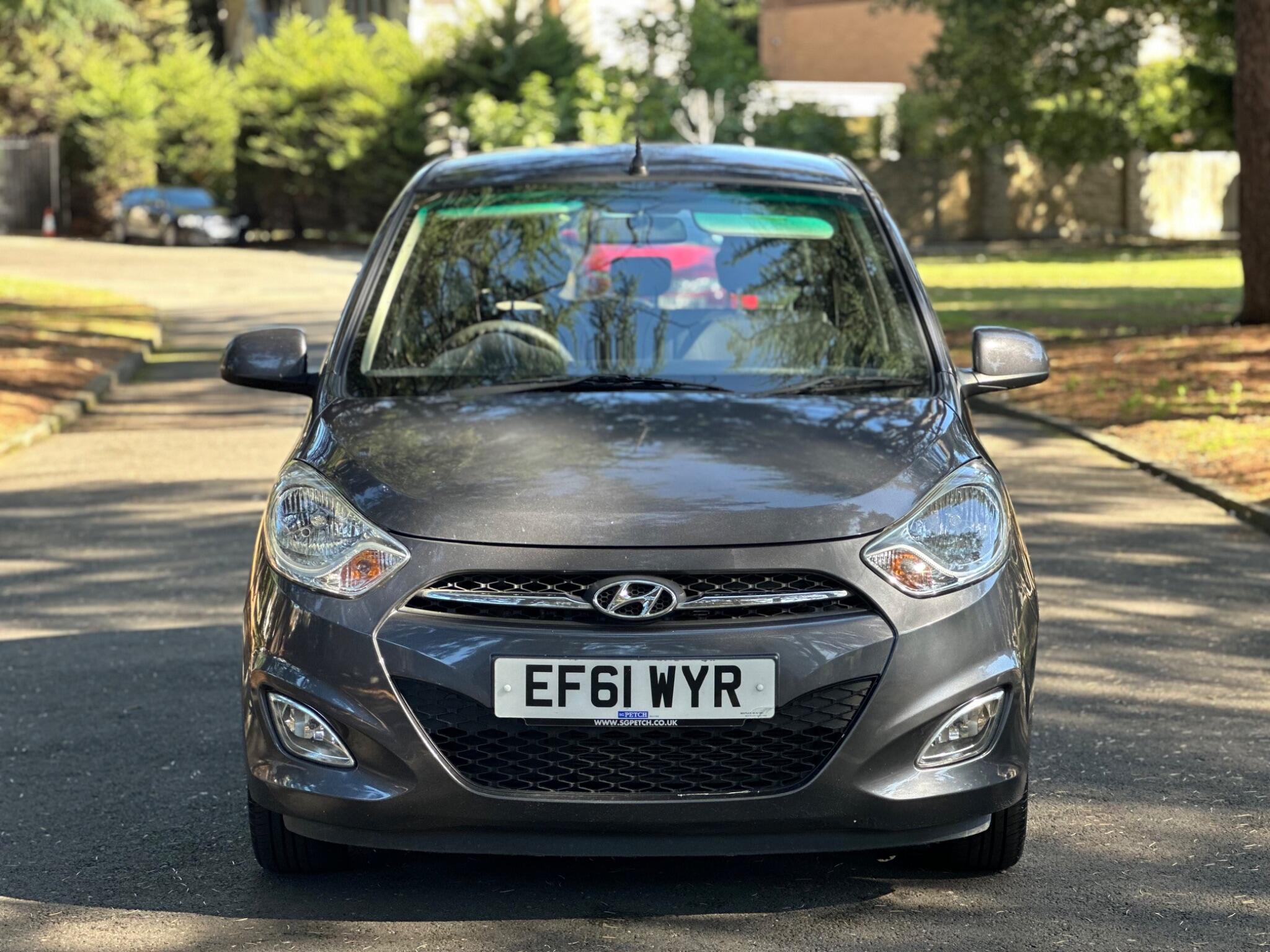 Hyundai i10 view 8