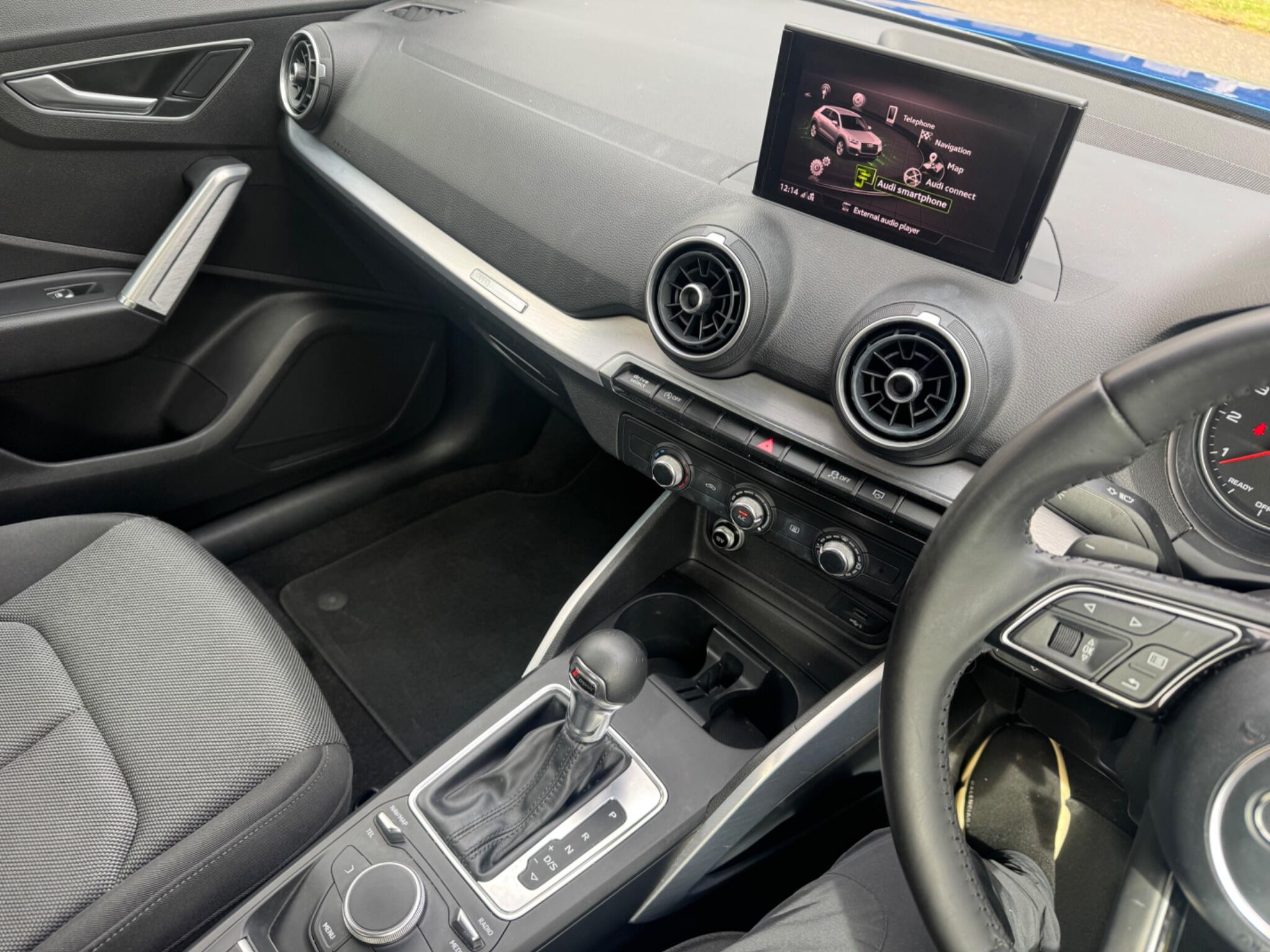 Audi Q2 view 28
