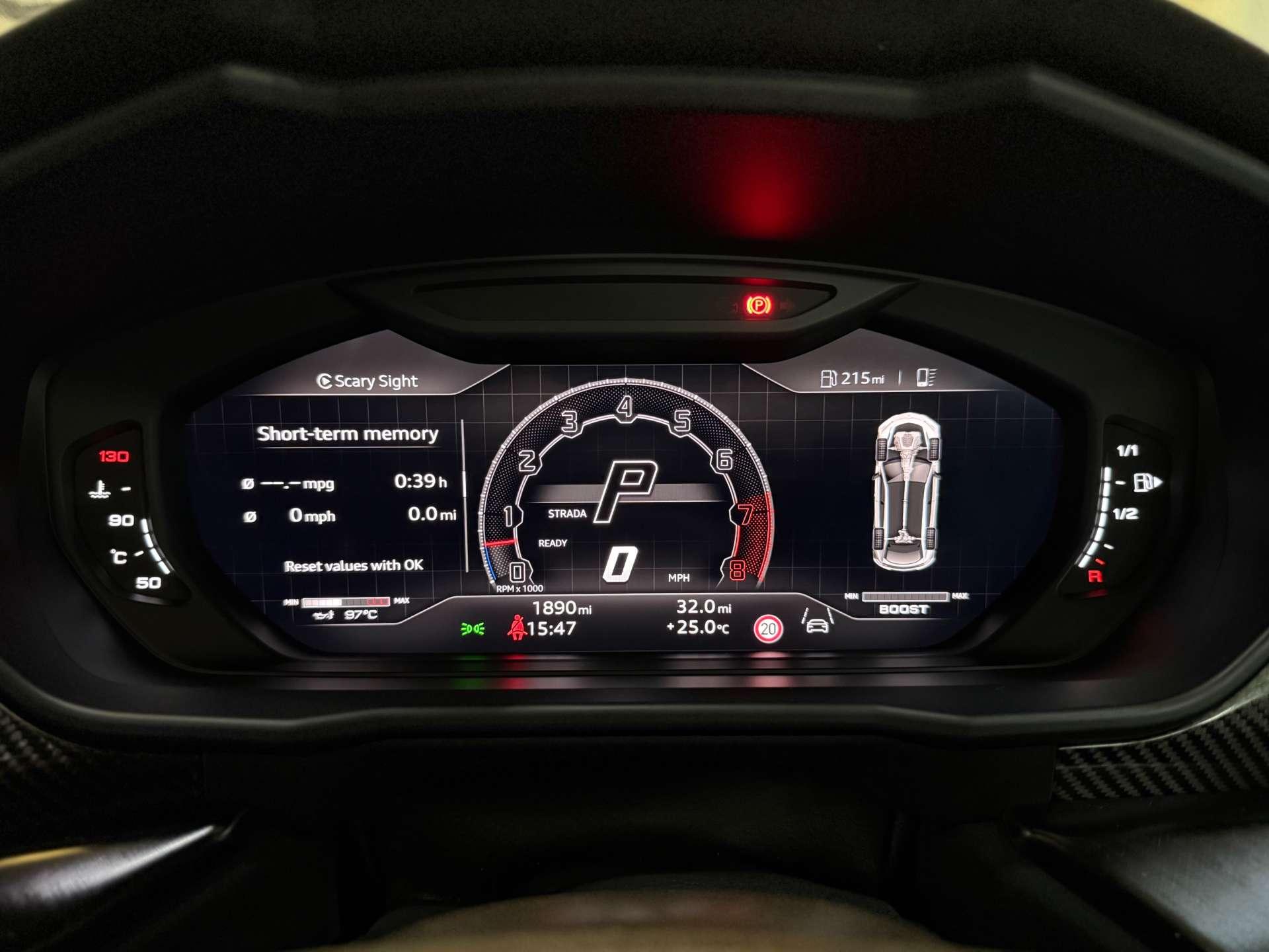 Lamborghini Urus view 38
