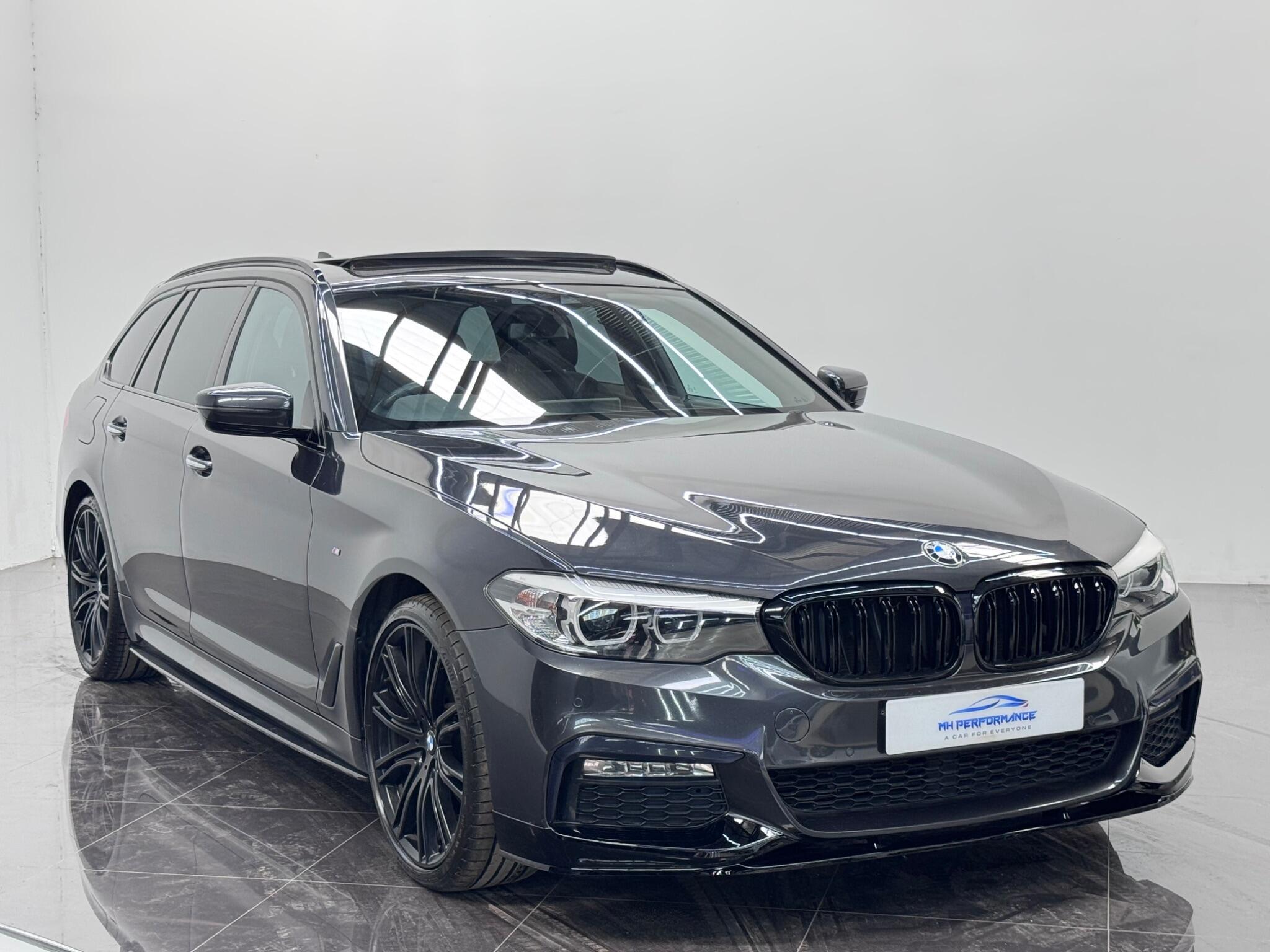 BMW 5 Series view 24