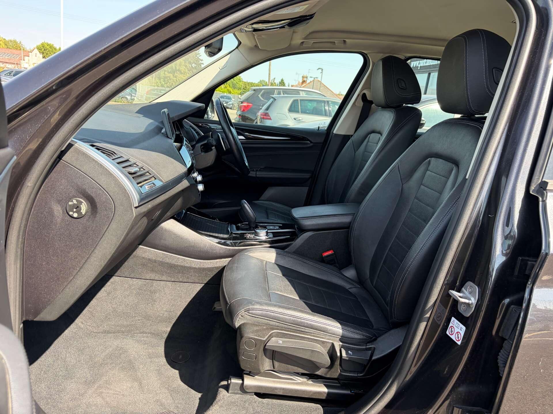 BMW X3 view 15