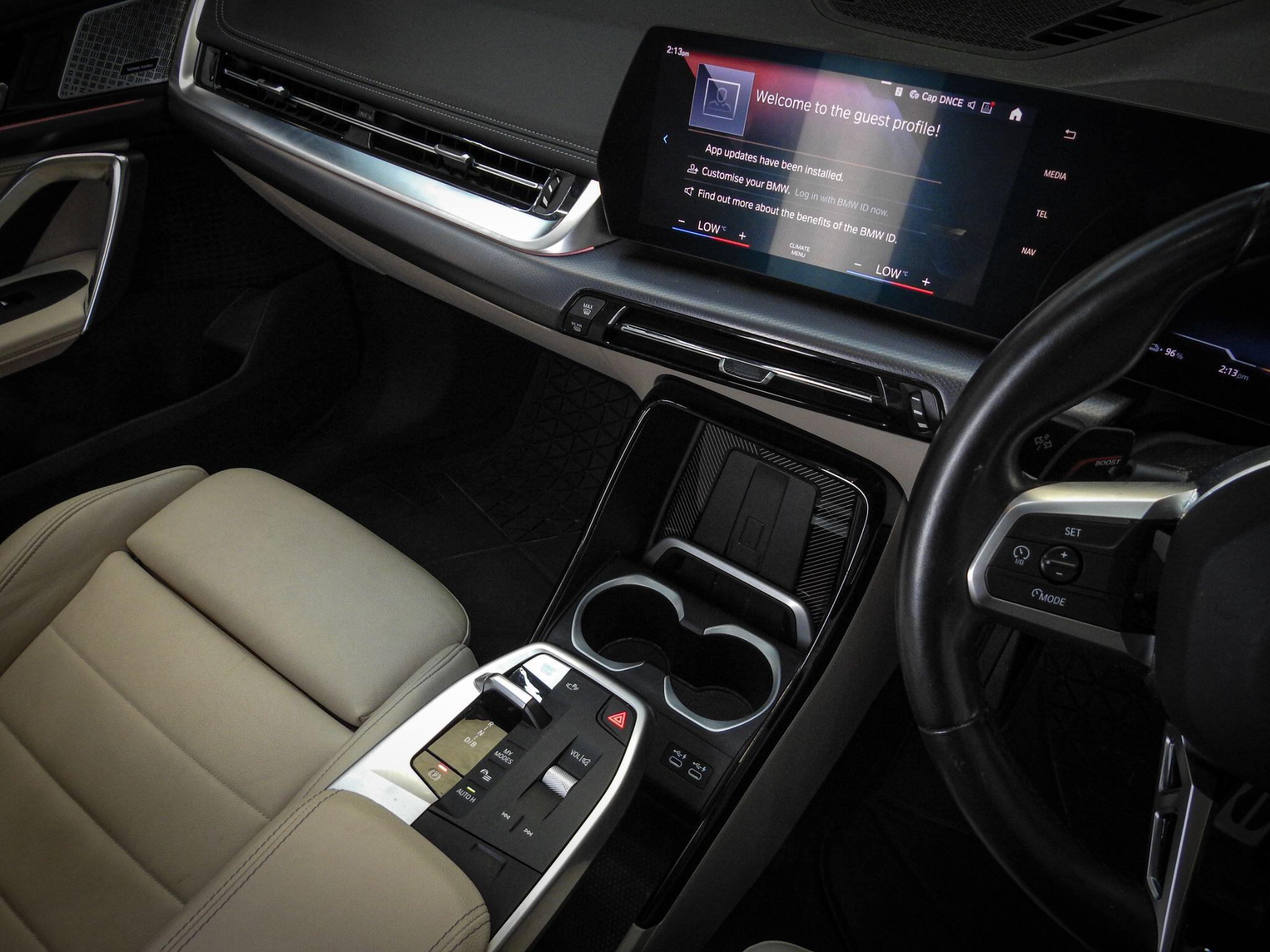 BMW Ix1 view 33