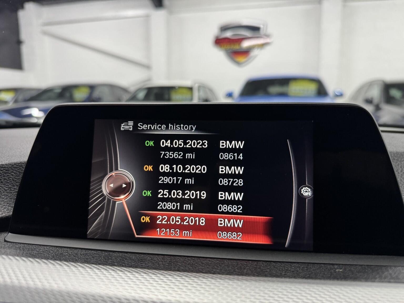 BMW 3 Series view 5