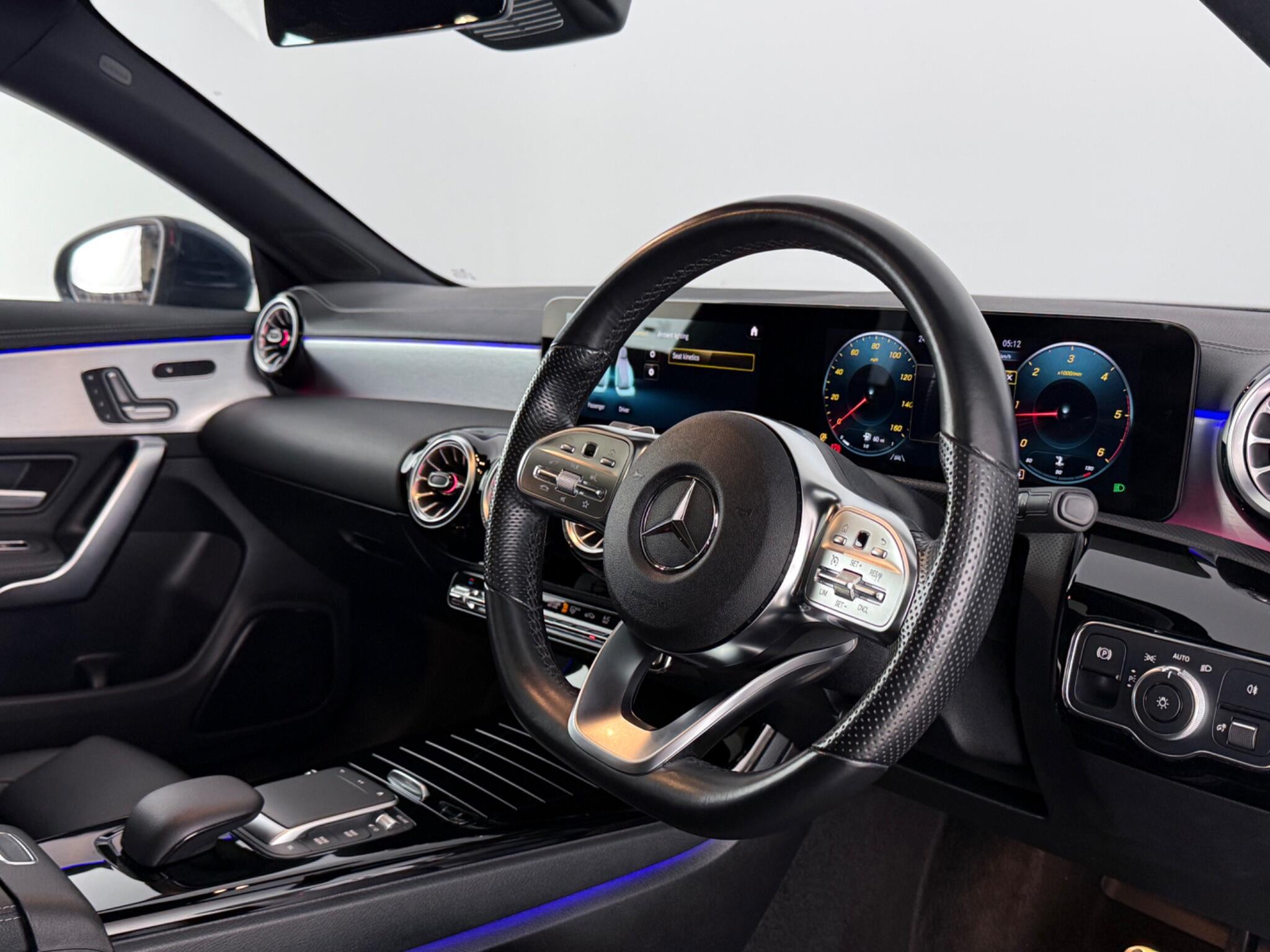 Mercedes-Benz CLA view 3