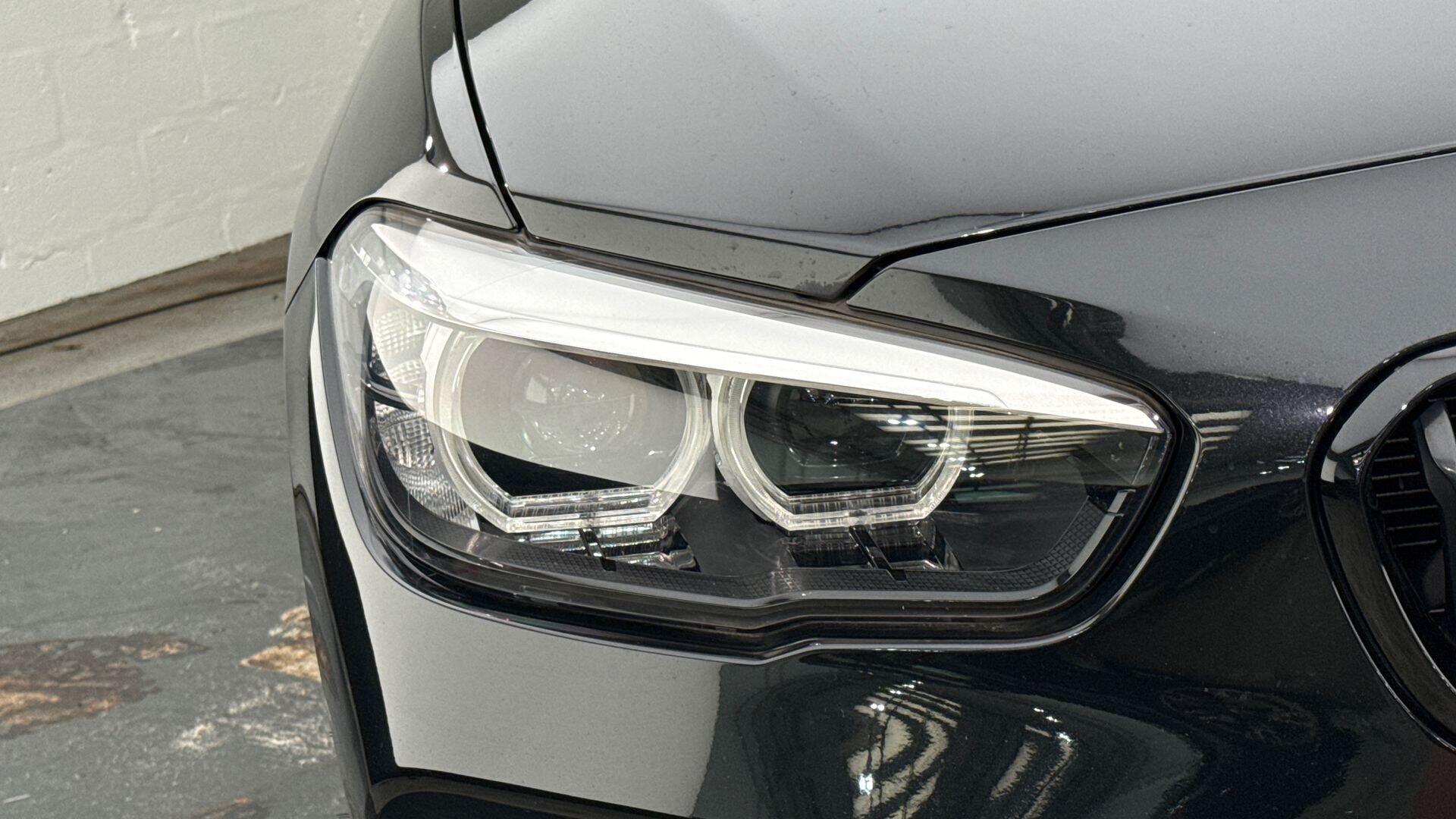 BMW 1 Series view 22