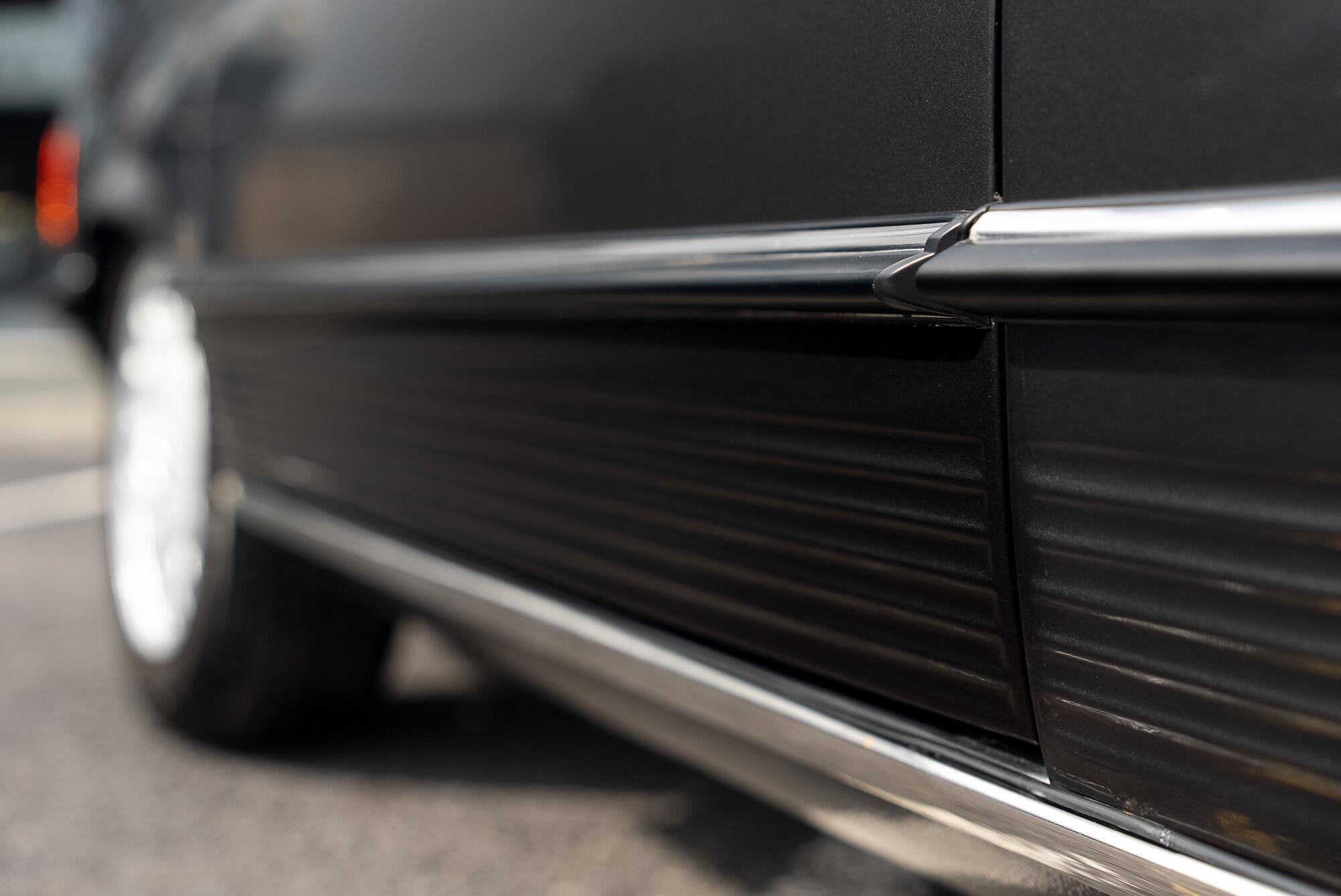 Mercedes-Benz 500 SL view 64