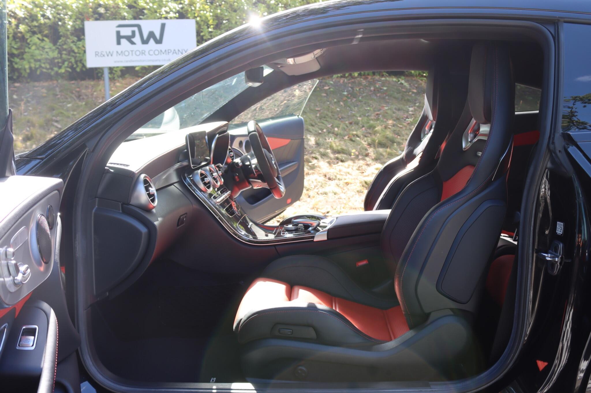 Mercedes-Benz C-Class view 10