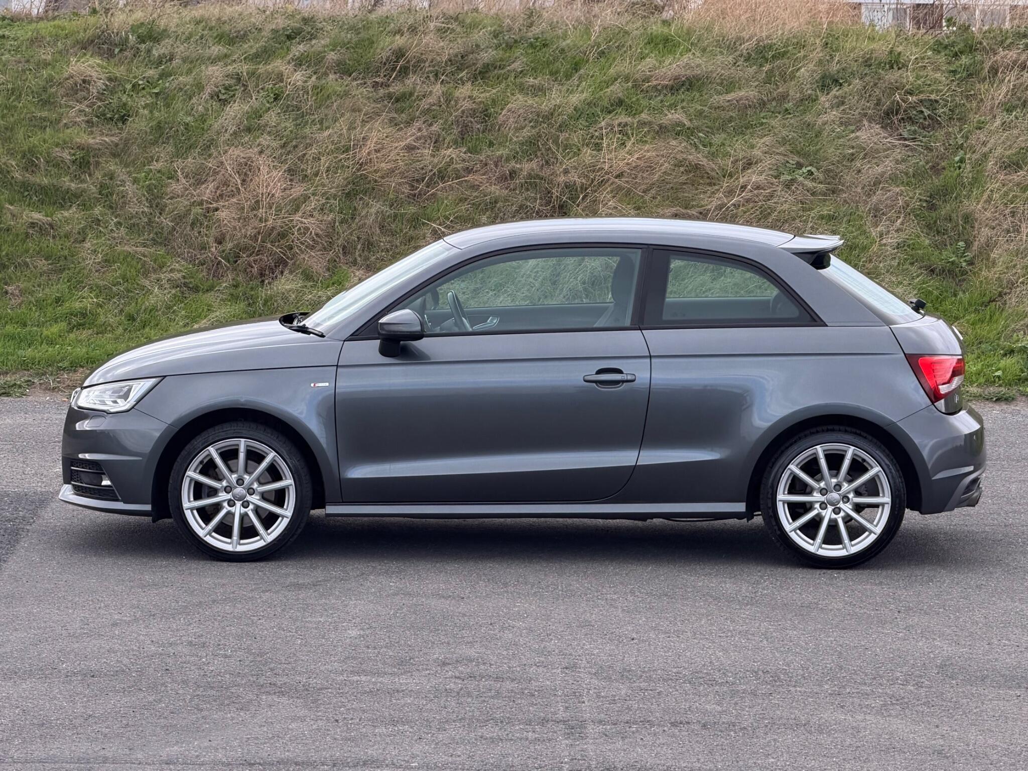 Audi A1 view 16