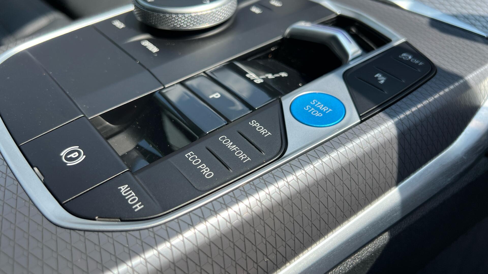 BMW I4 view 19