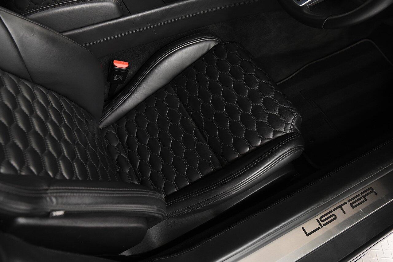 Jaguar F-Type view 10