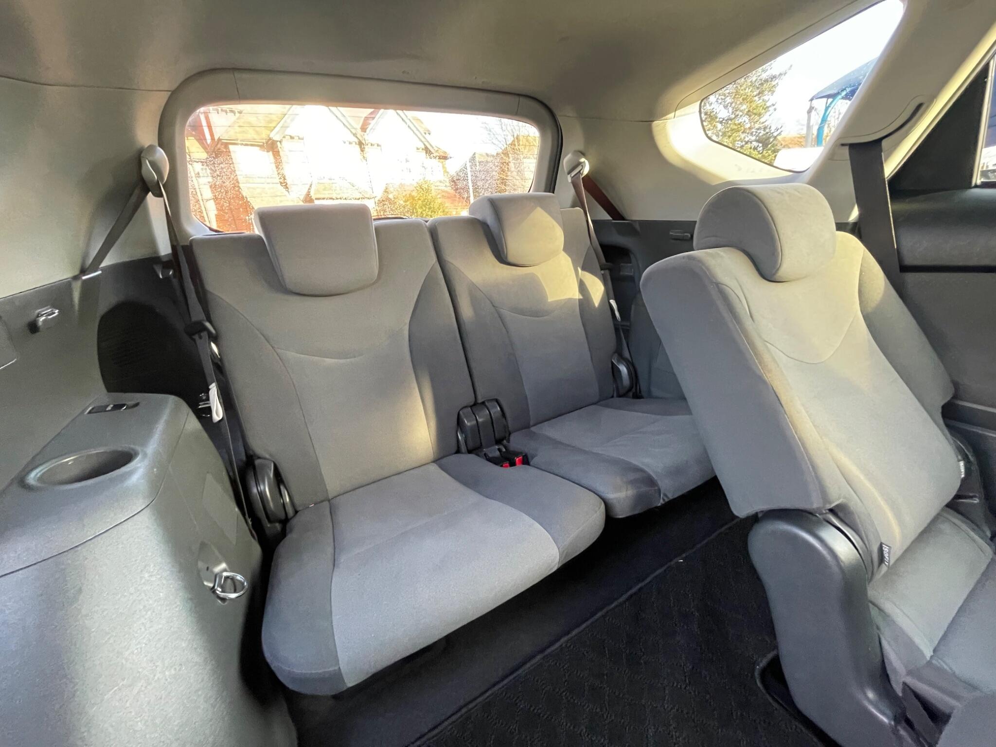 2014 Toyota Prius 1.5 CVT 4dr • 101,741 miles image 25