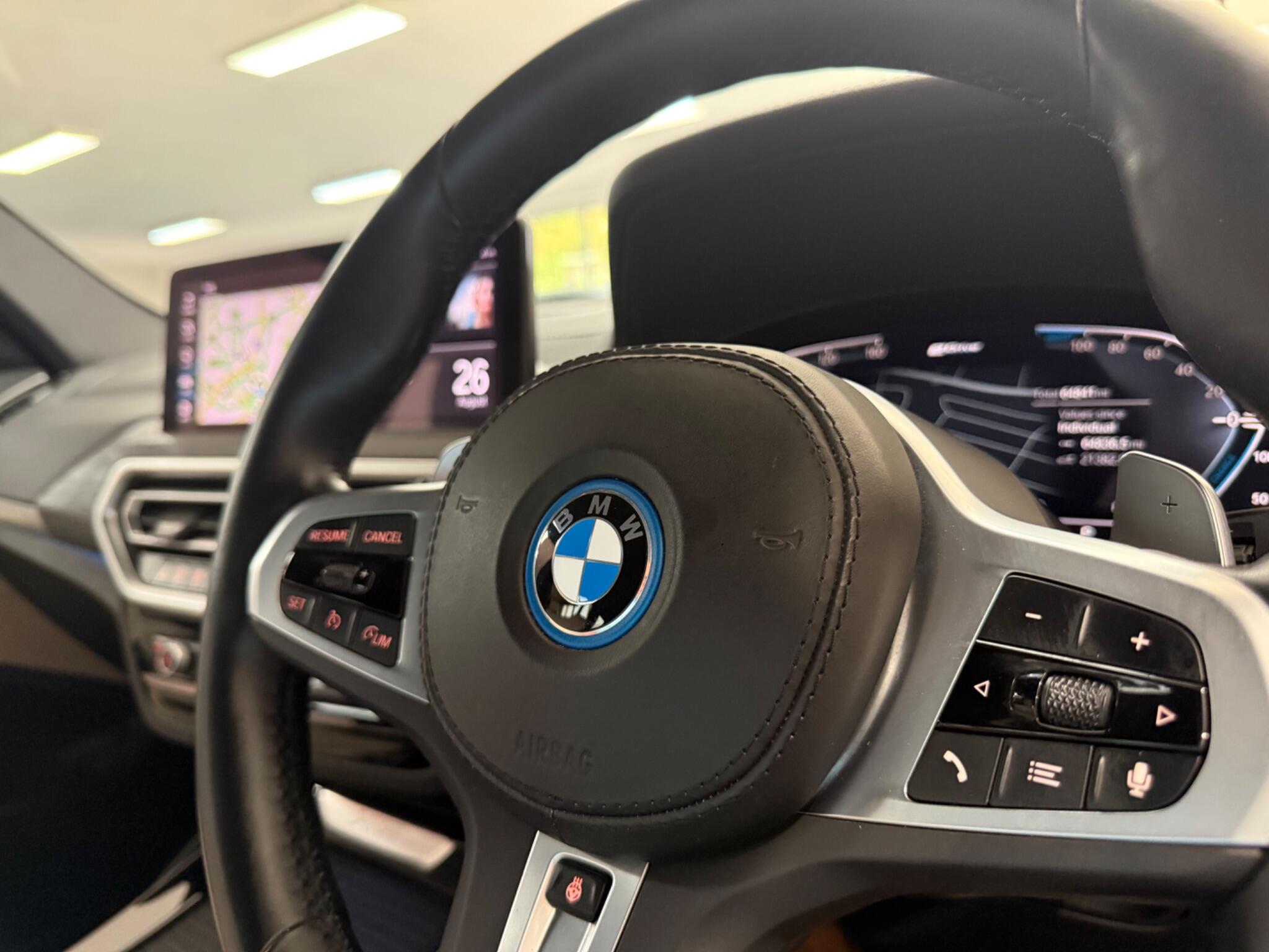 BMW X3 view 25