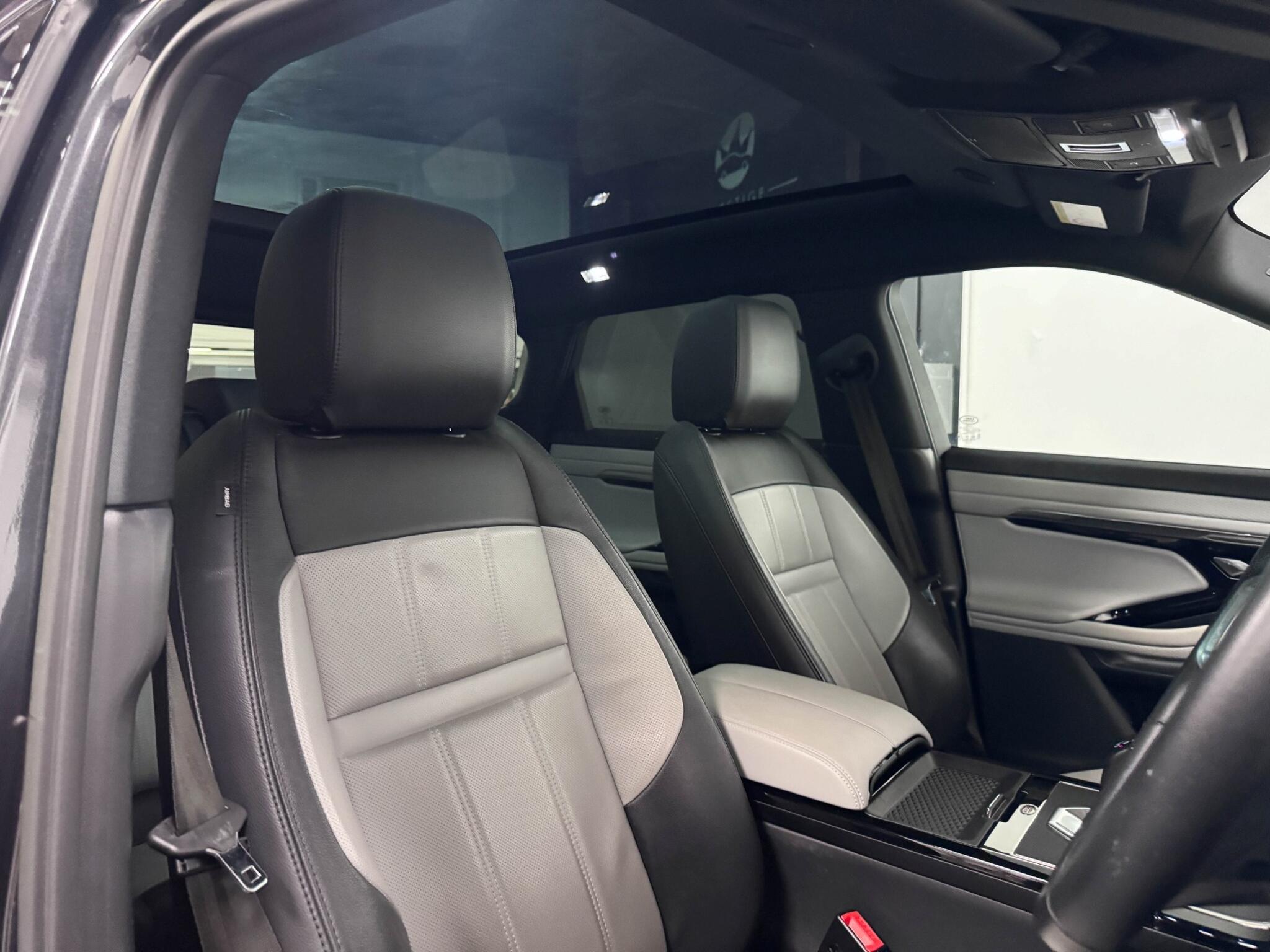 Land Rover Range Rover Evoque view 31