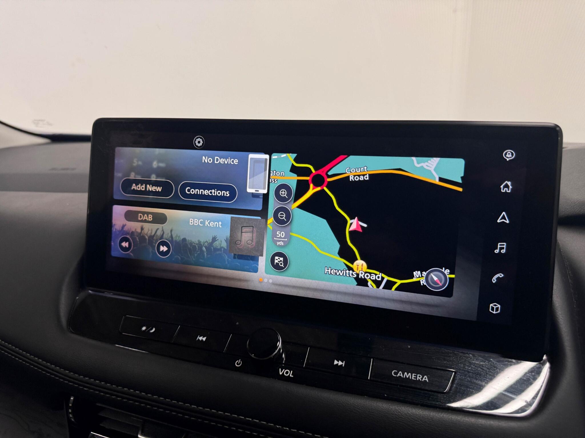 Nissan X-Trail view 14