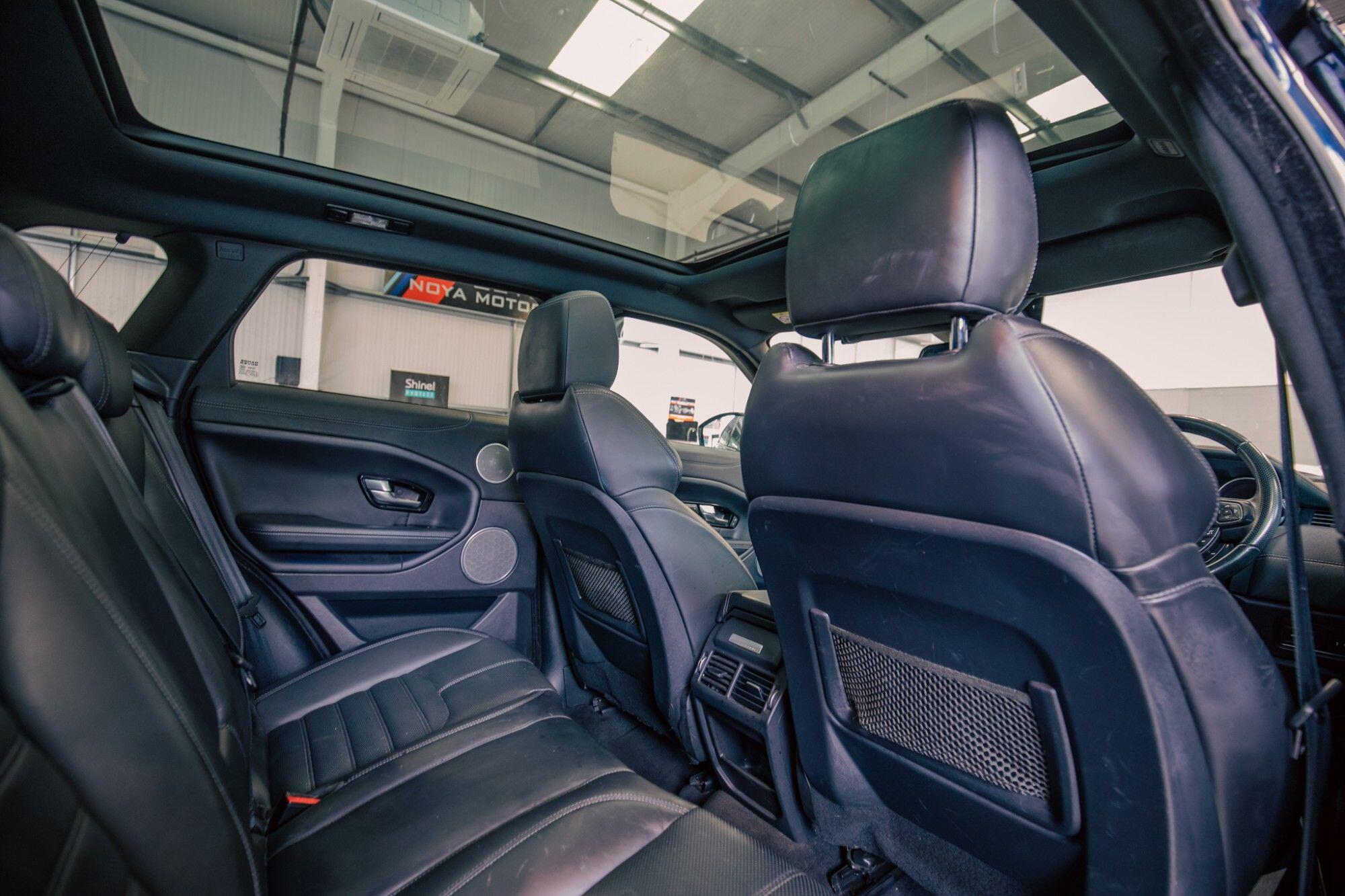Land Rover Range Rover Evoque view 12