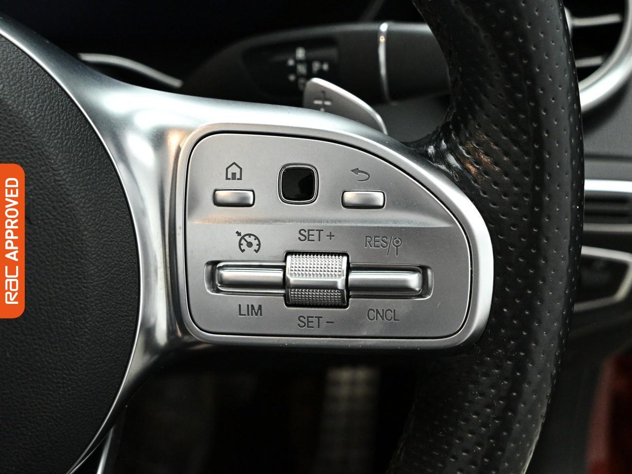 Mercedes-Benz C-Class view 21
