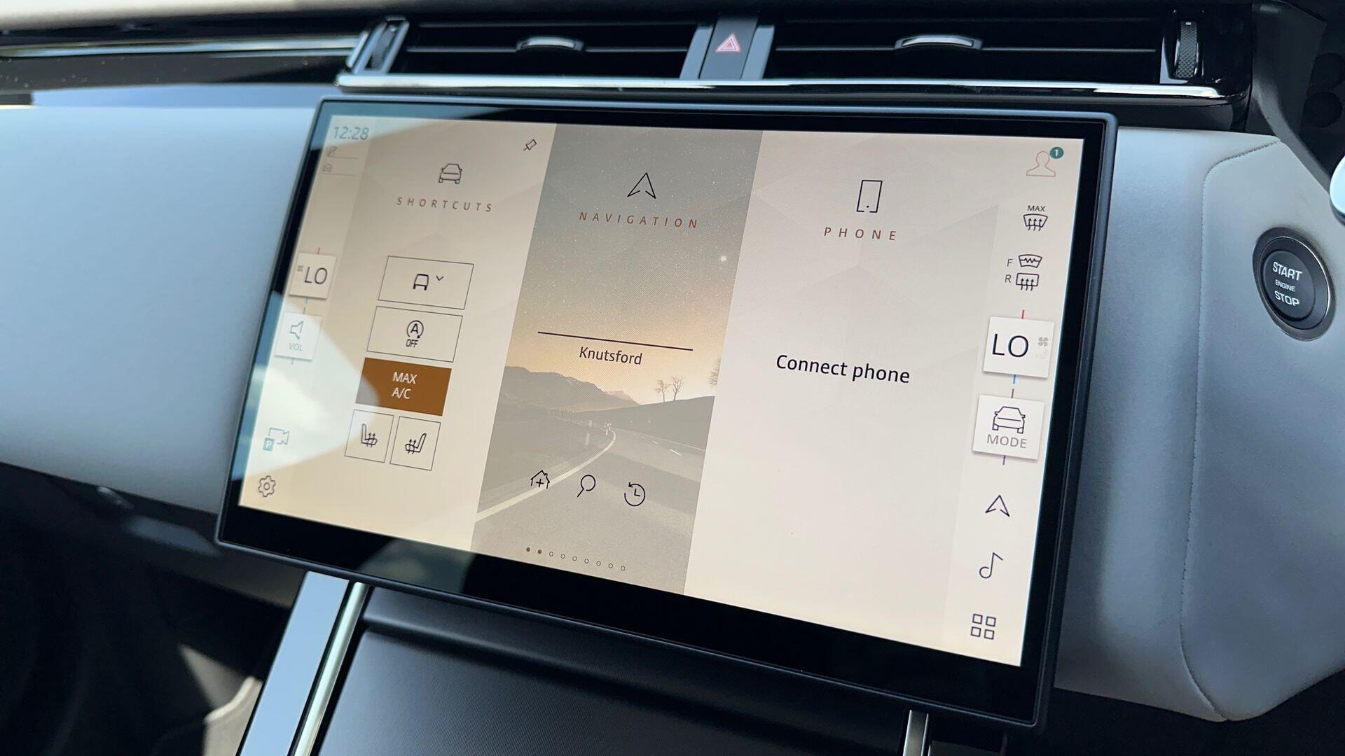 Land Rover Range Rover Velar view 36
