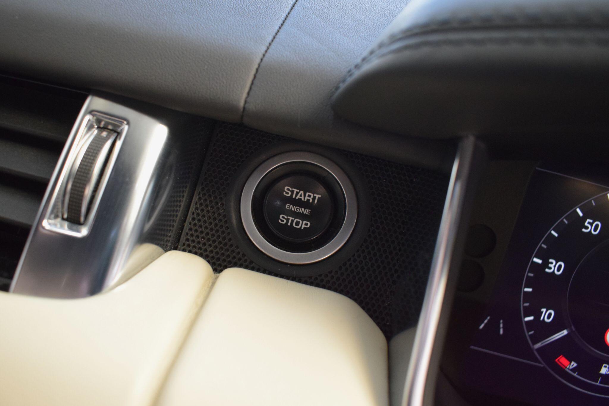 Land Rover Range Rover Sport view 16