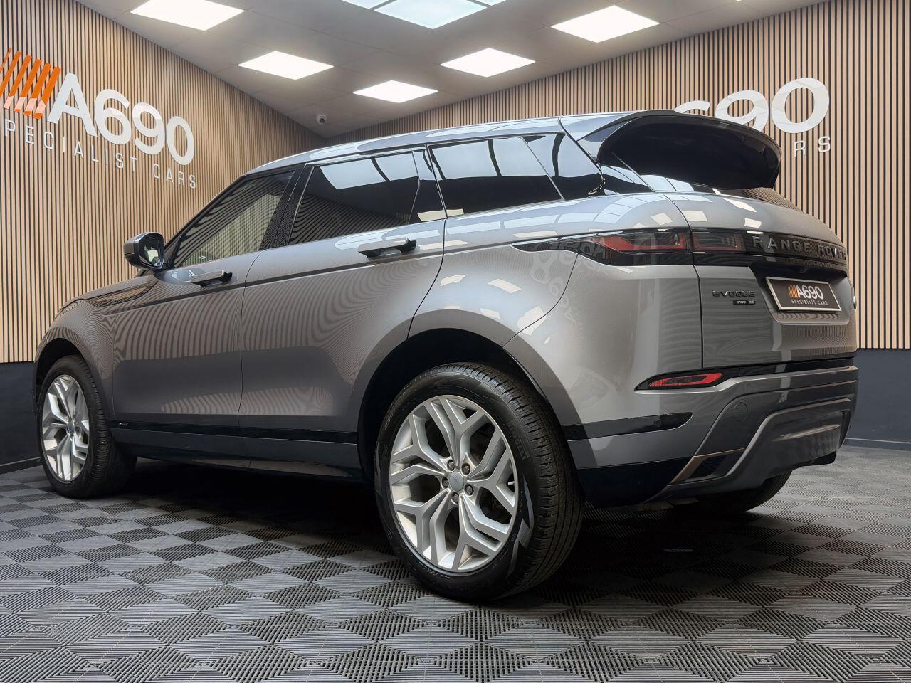 Land Rover Range Rover Evoque view 5
