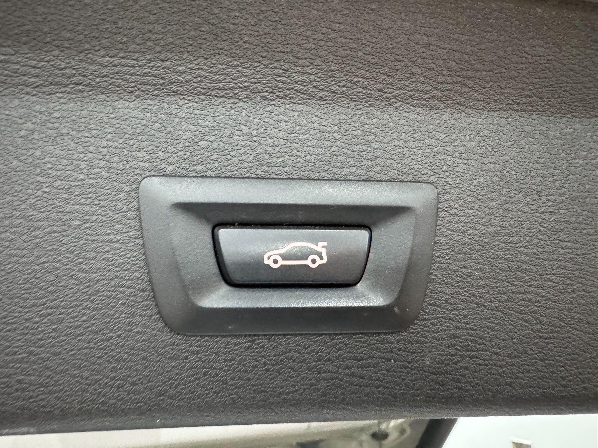 BMW X1 view 38