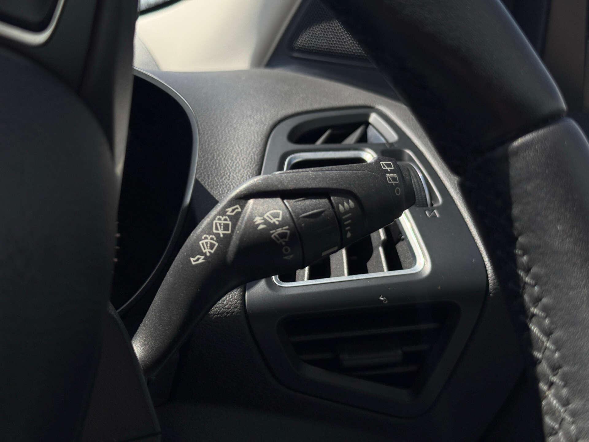 Ford Kuga view 57