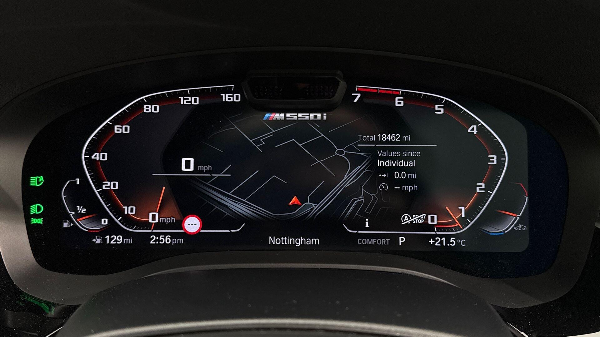 BMW 5 Series view 9
