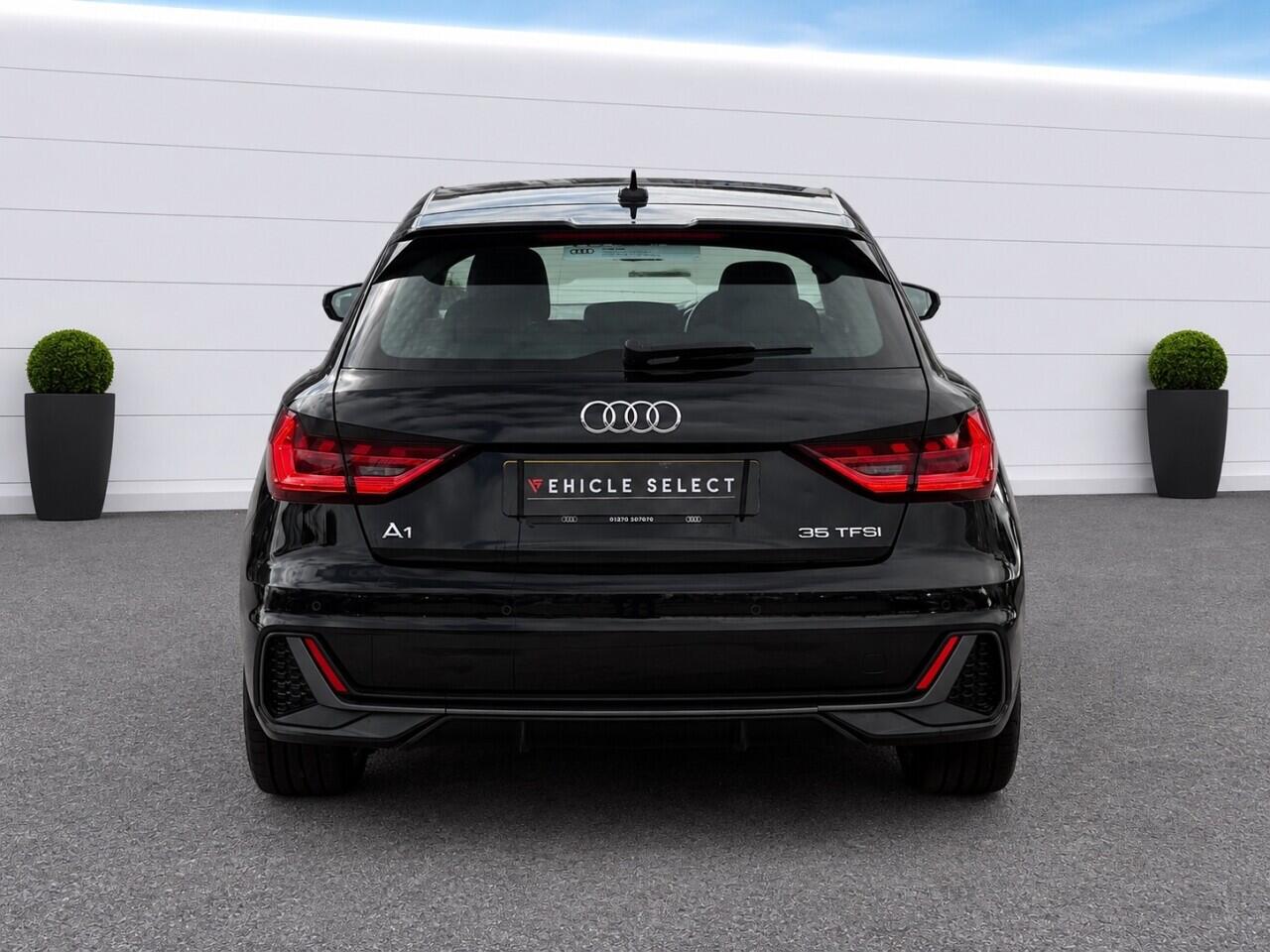 Audi A1 view 9