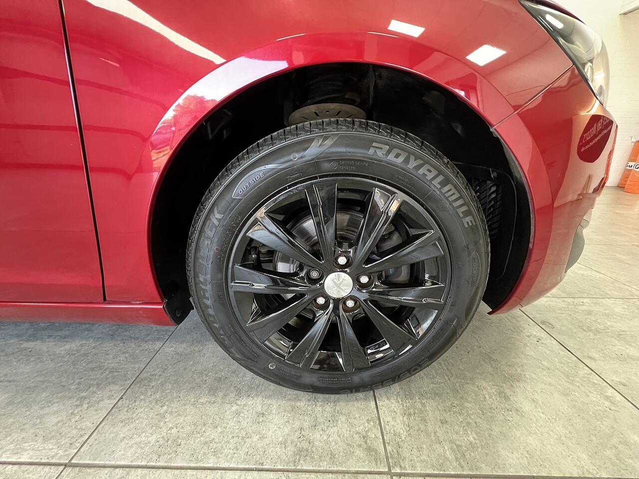 Peugeot 308 view 23