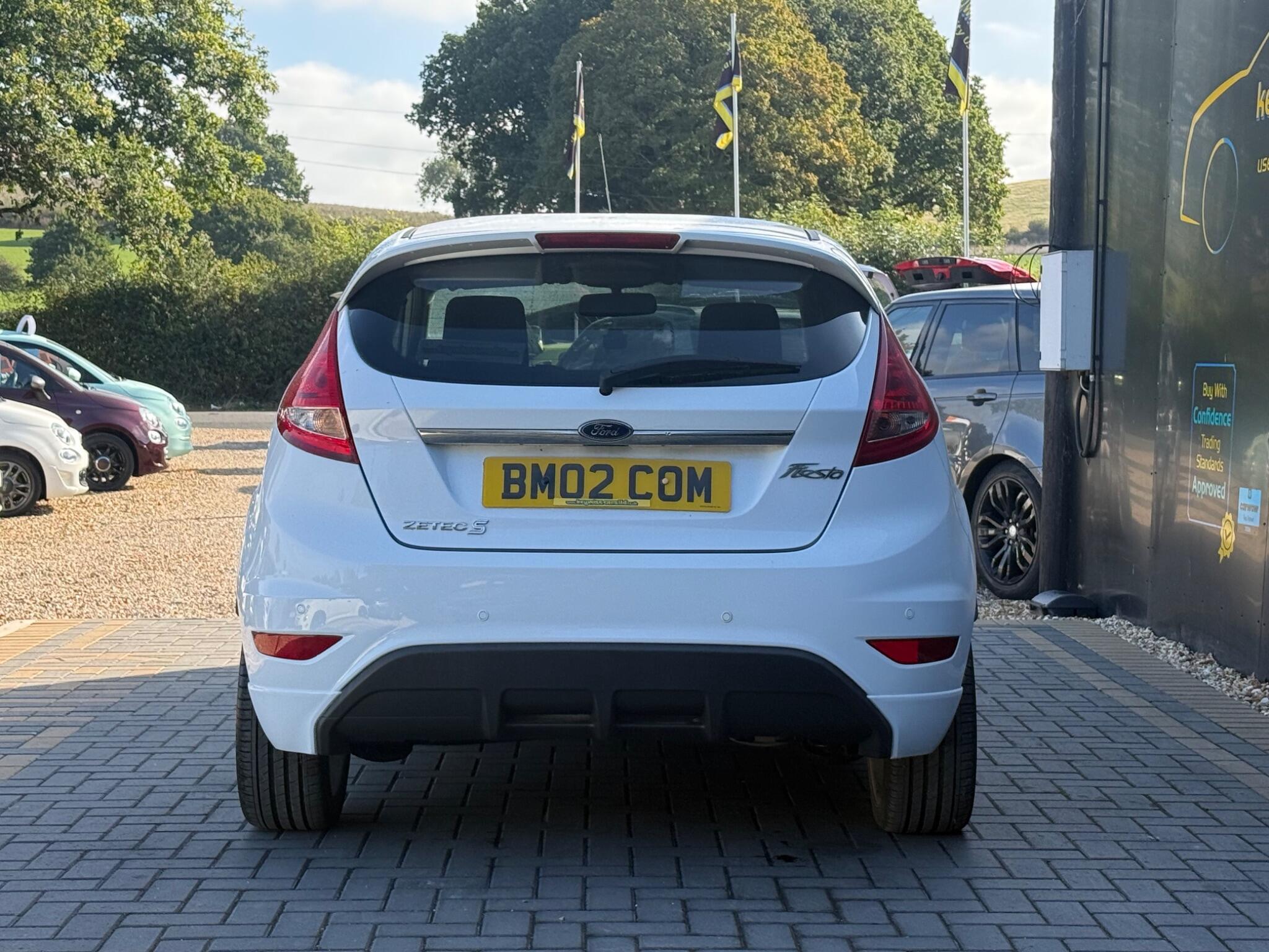 Ford Fiesta view 5