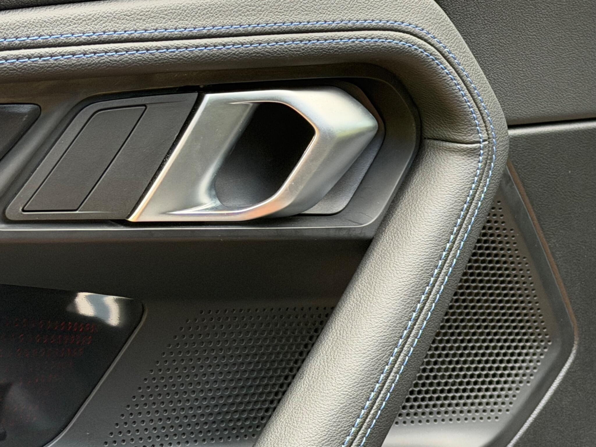 BMW 2 Series view 37