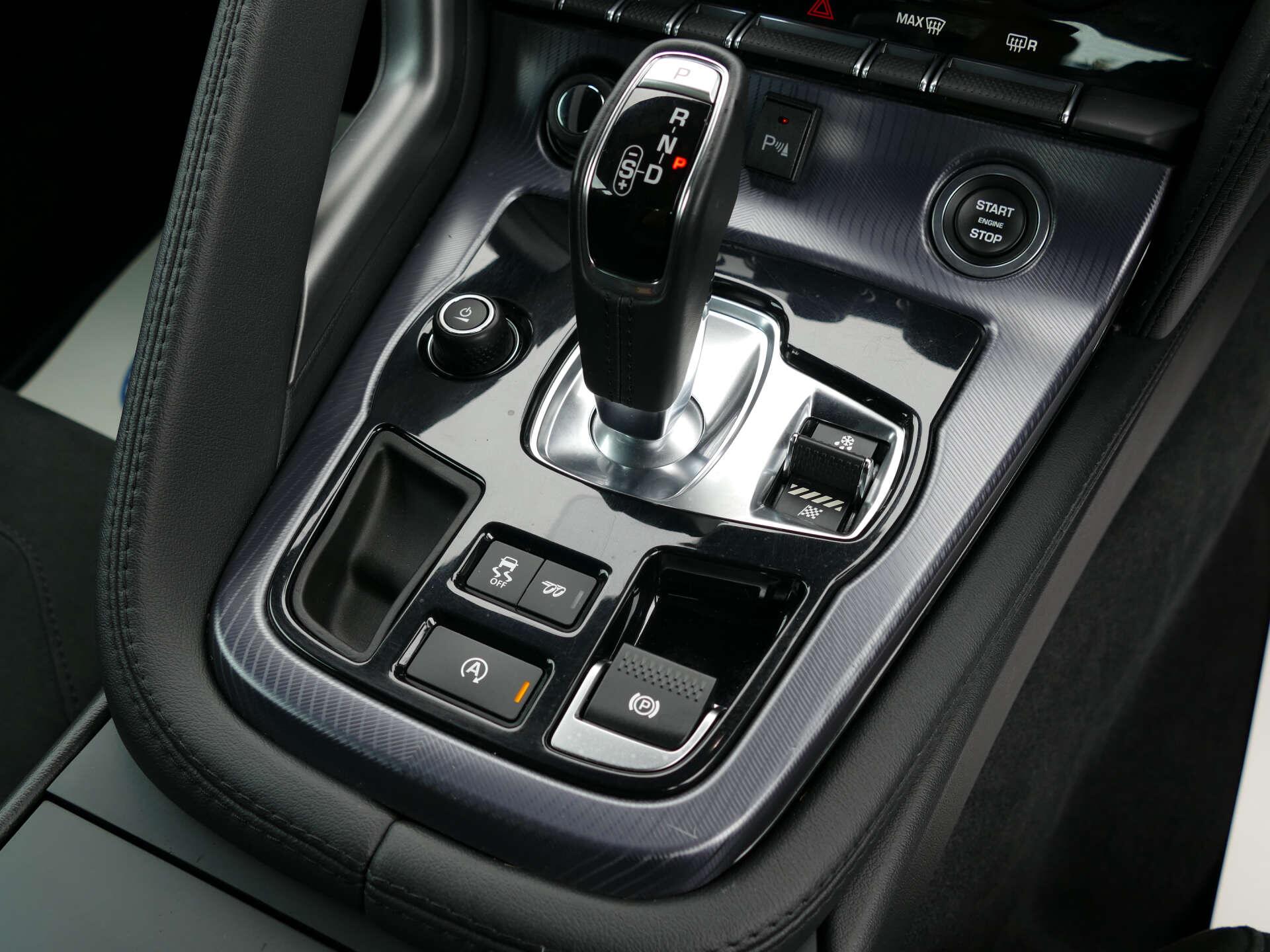 Jaguar F-Type view 41