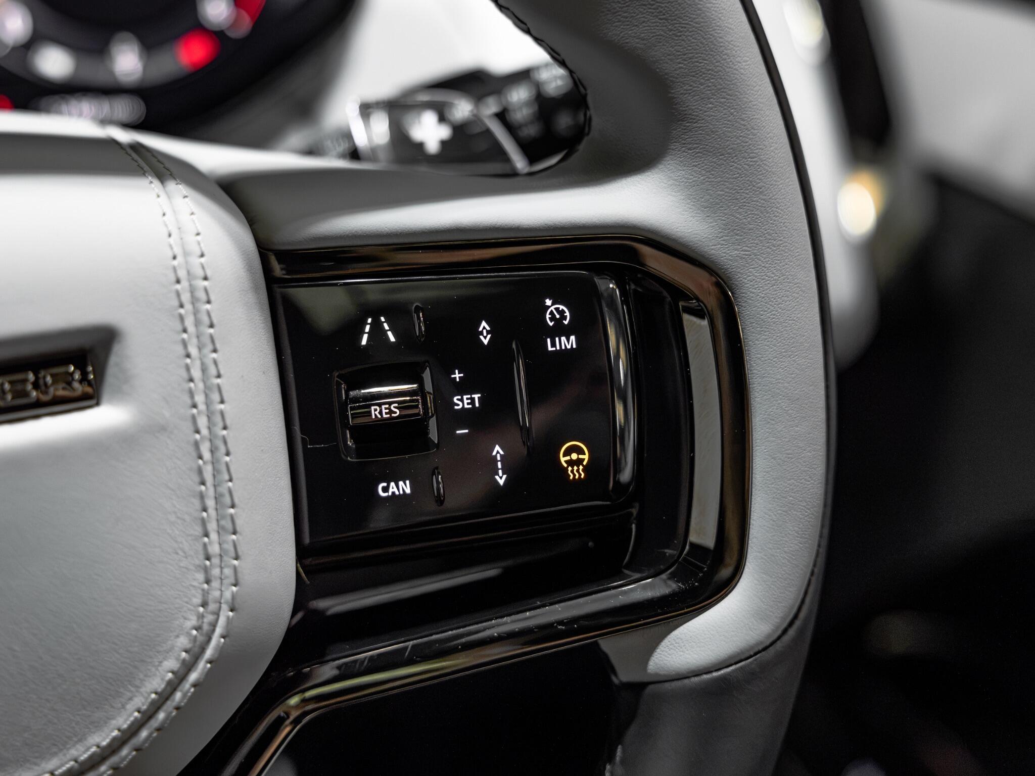 Land Rover Range Rover Sport view 23