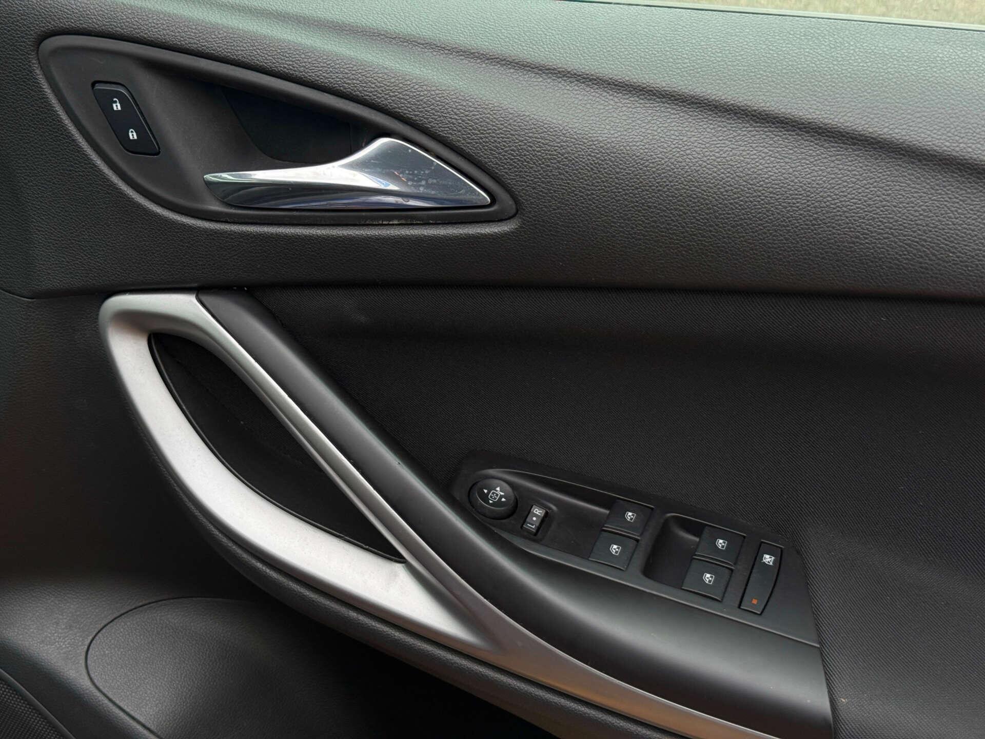 Vauxhall Astra view 21