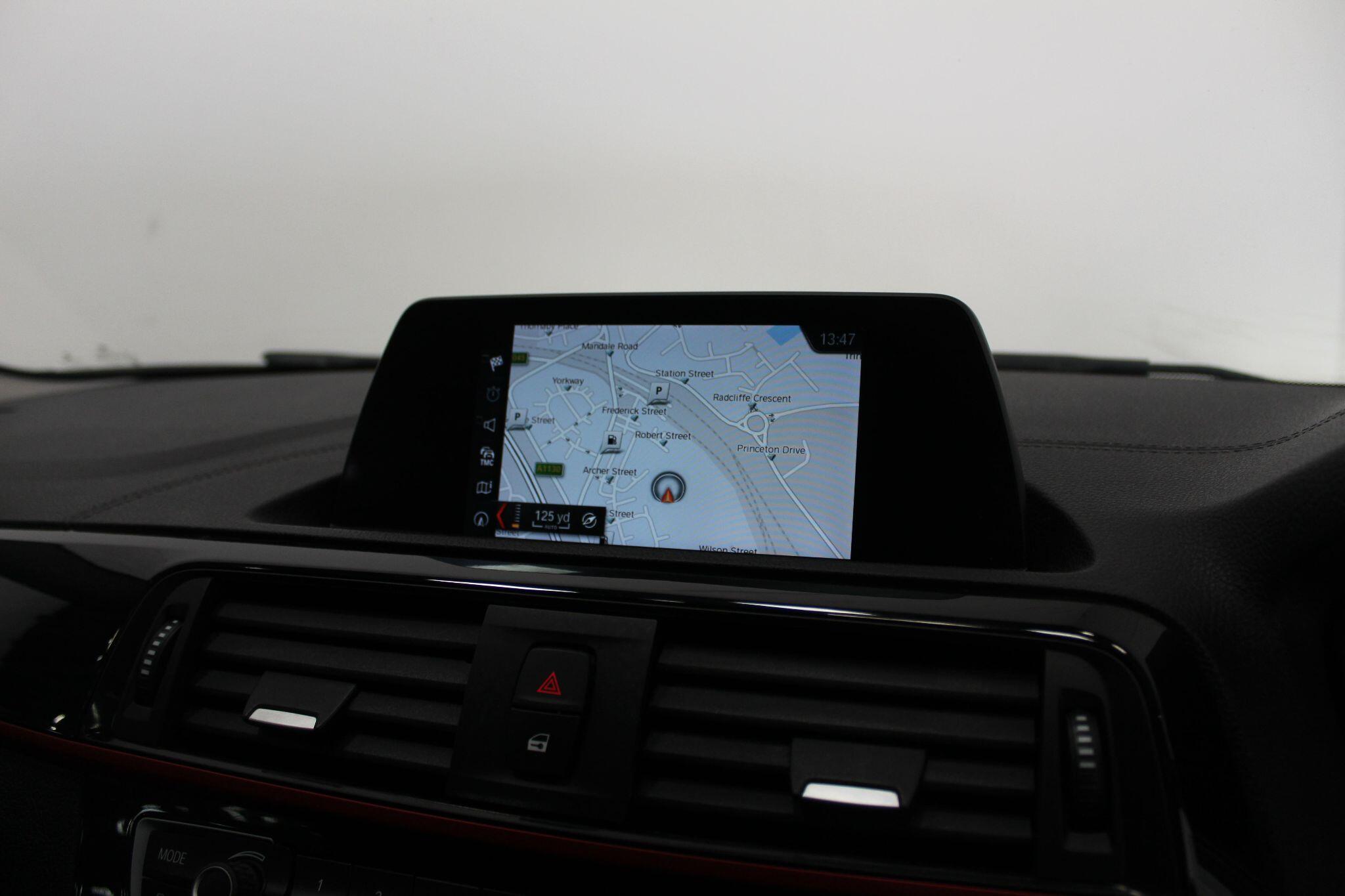 BMW 2 Series view 29