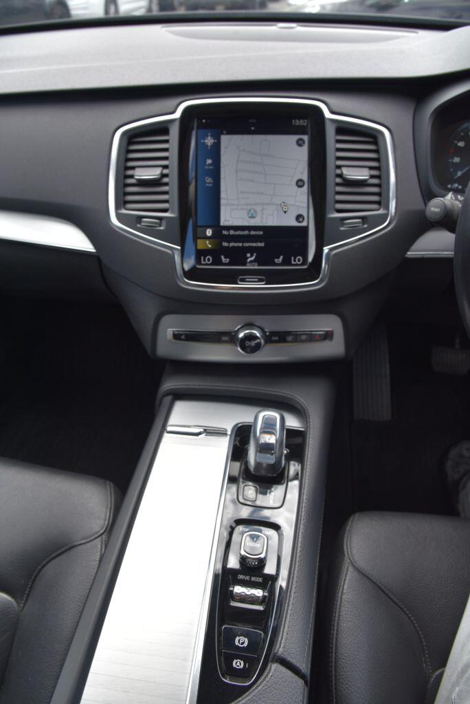 Volvo XC90 view 39