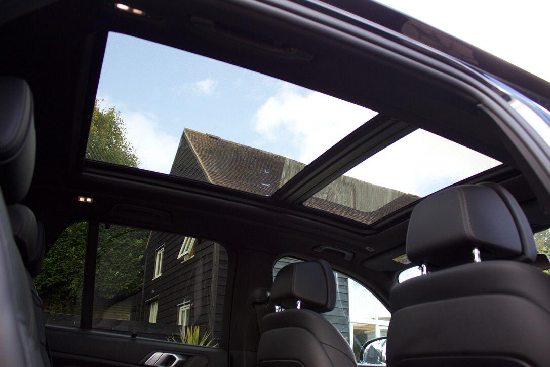 BMW X5 view 28
