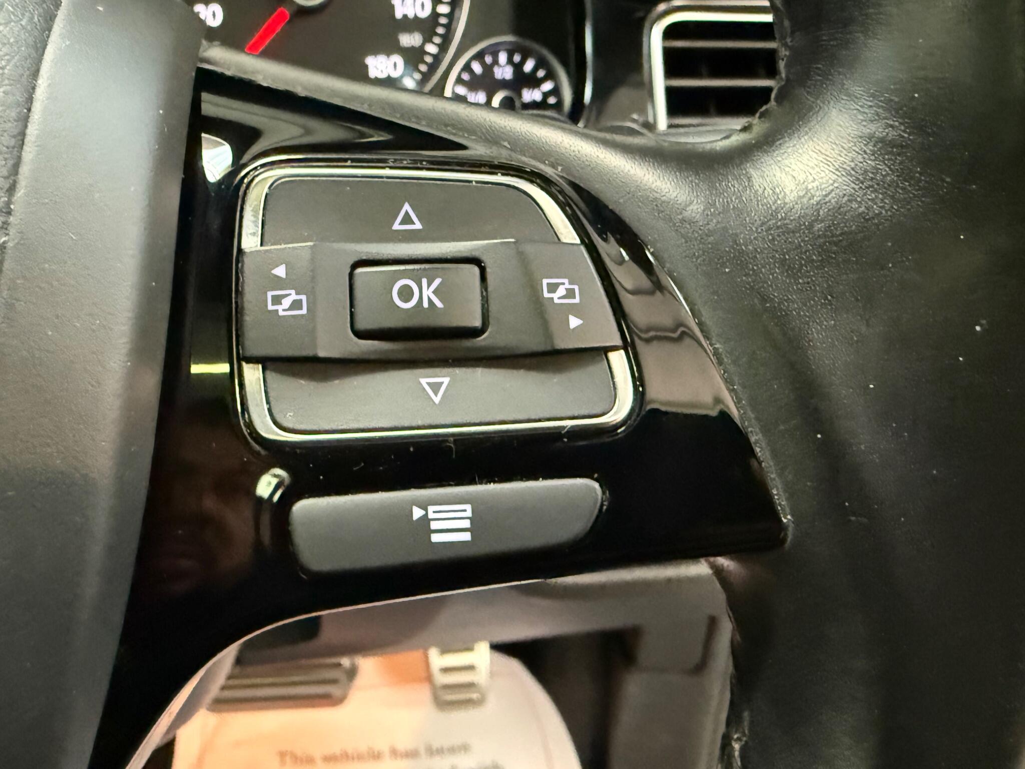 Volkswagen Touareg view 33