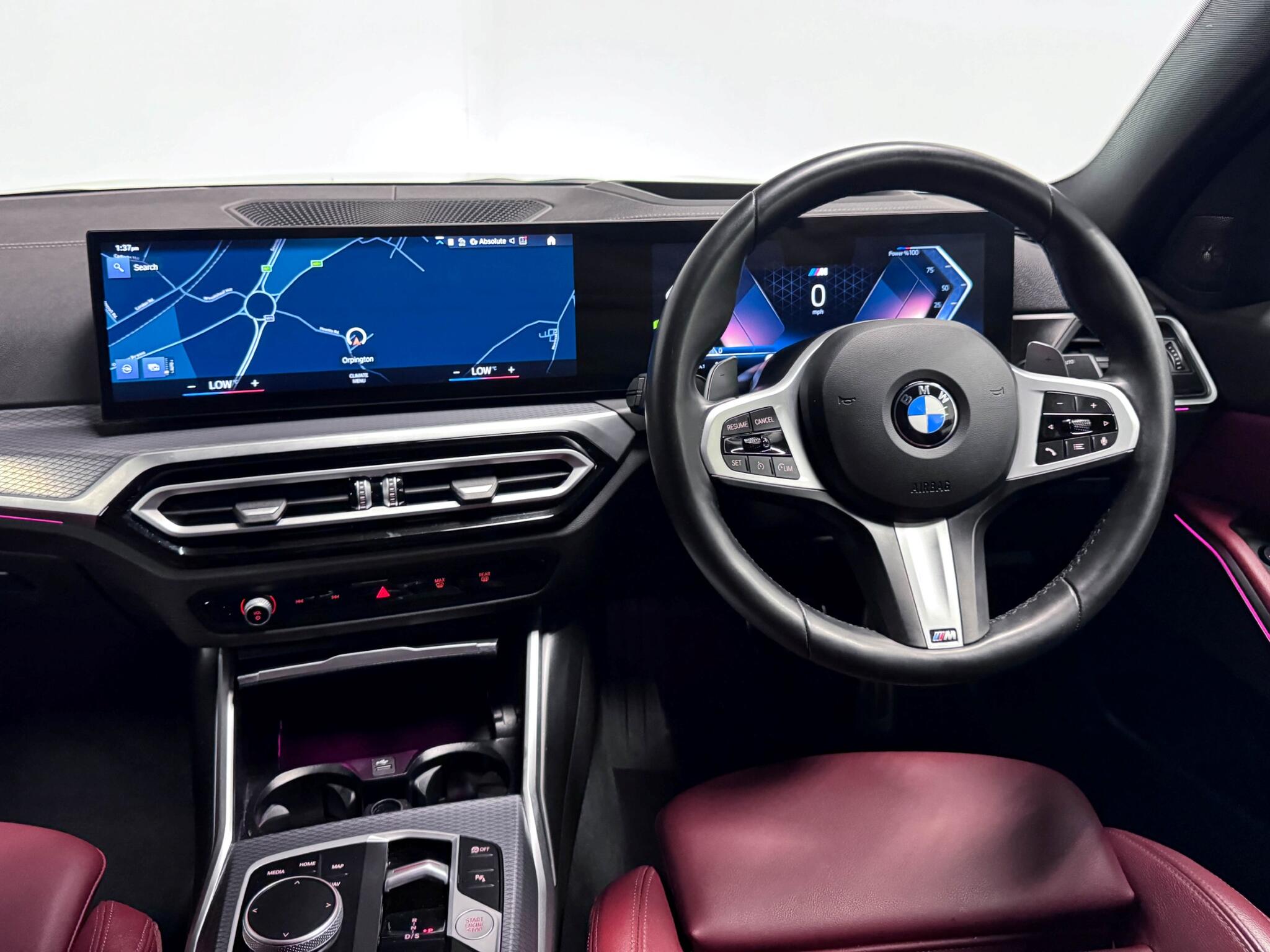 BMW 3 Series view 14