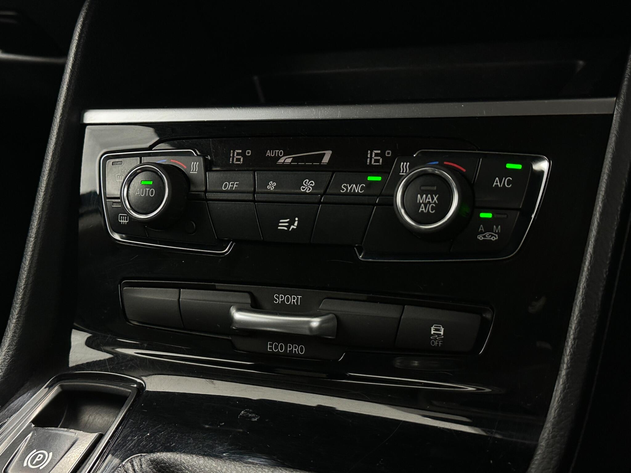 BMW 2 Series view 21
