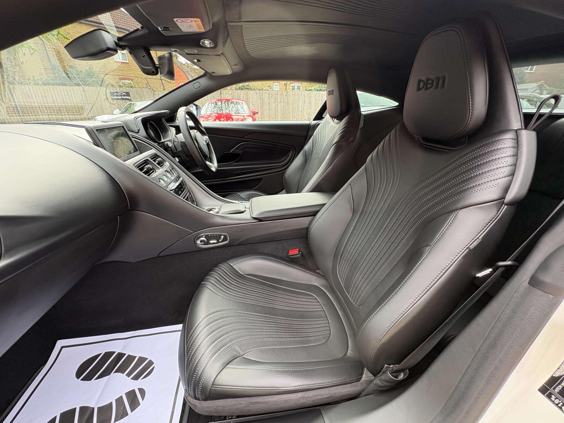 Aston Martin DB11 view 33