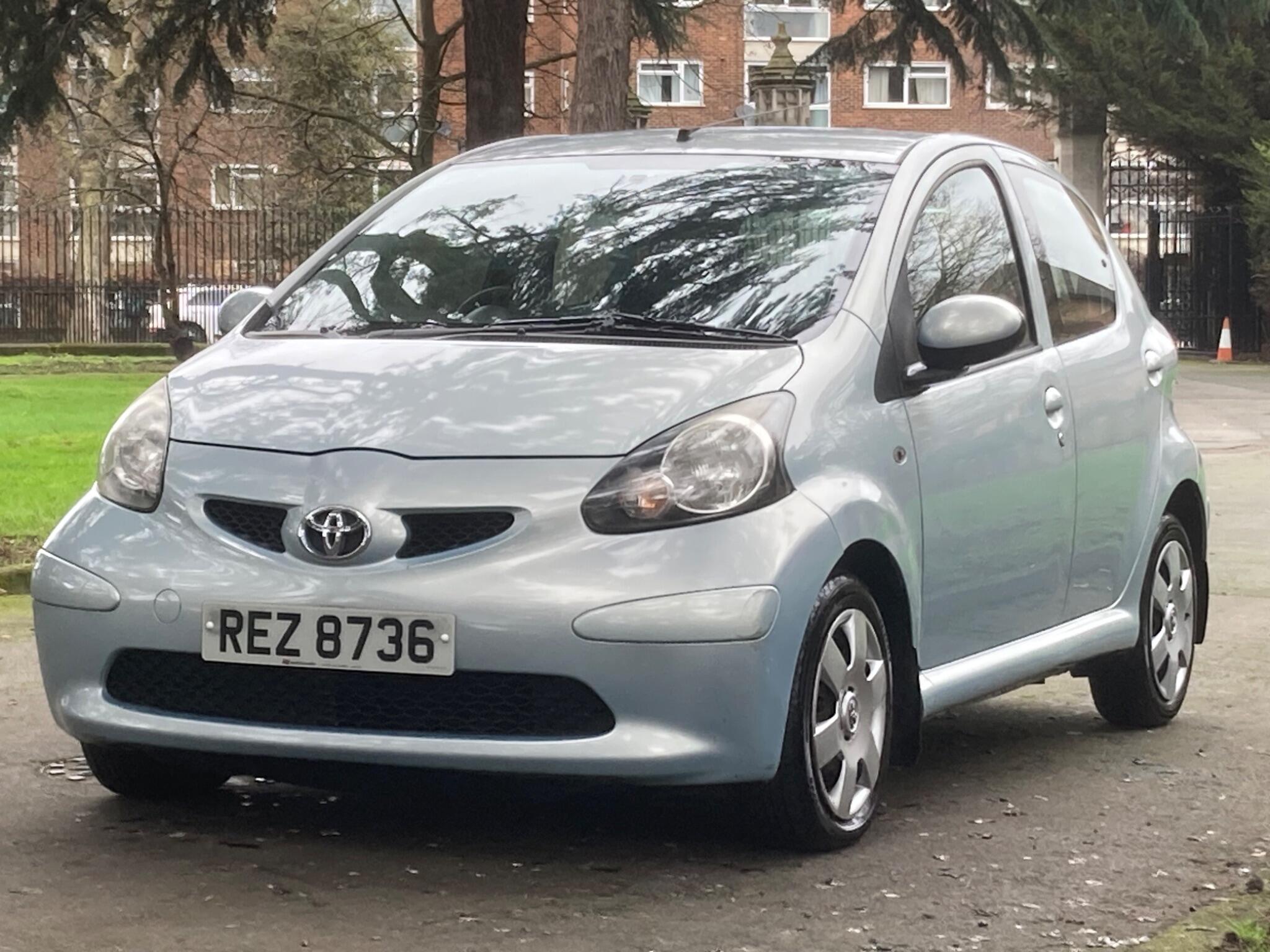Toyota Aygo view 11