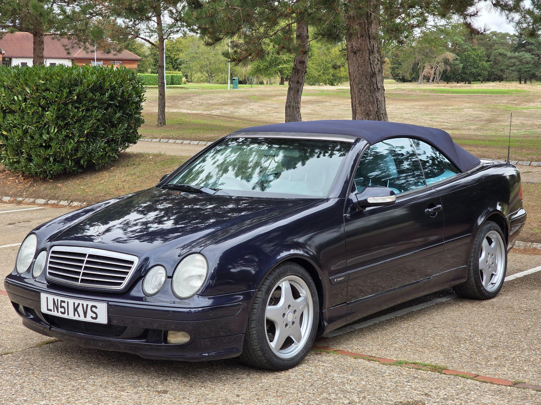 Mercedes-Benz CLK view 4
