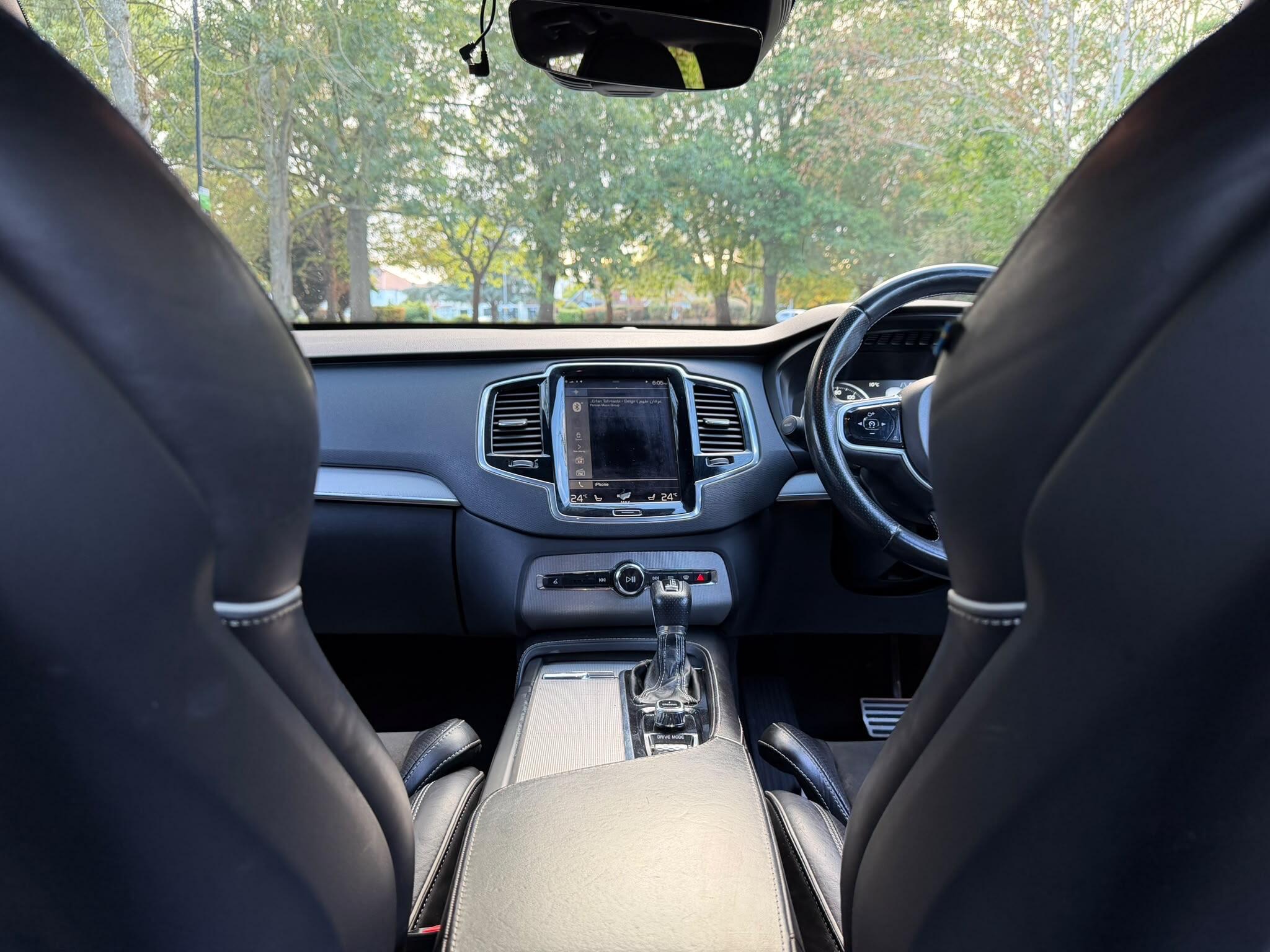 Volvo XC90 view 17