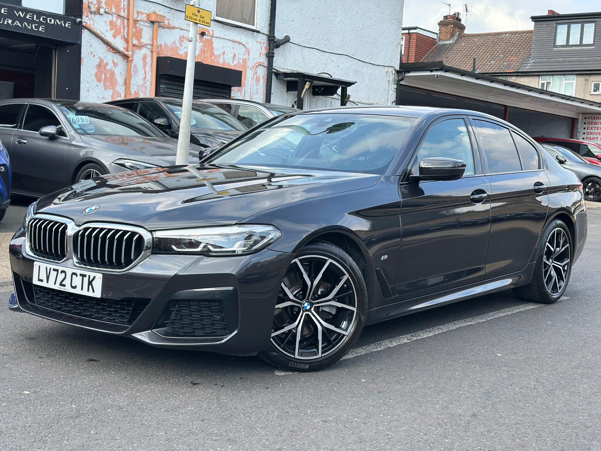 BMW 5 Series view 6