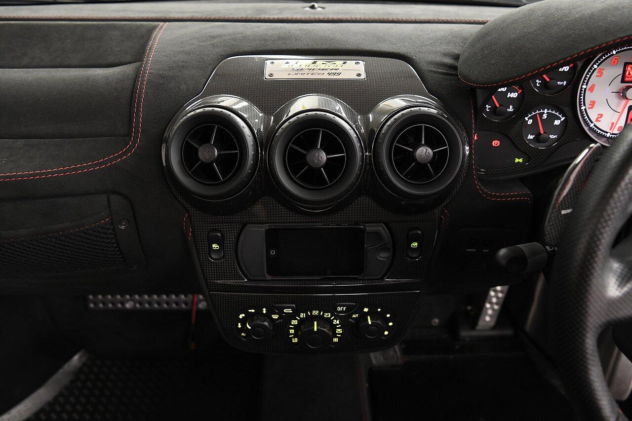 Ferrari F430 view 19