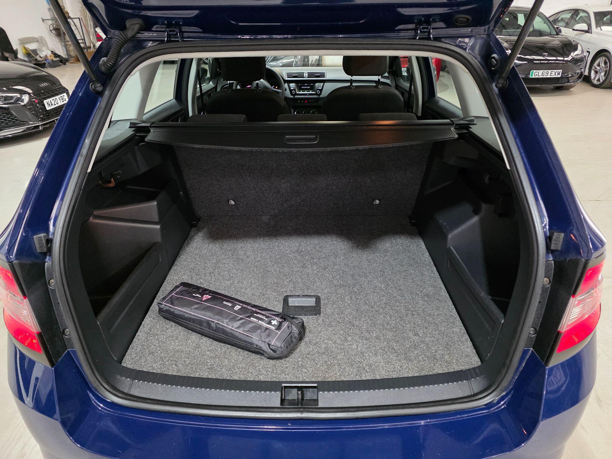 Skoda Fabia view 22