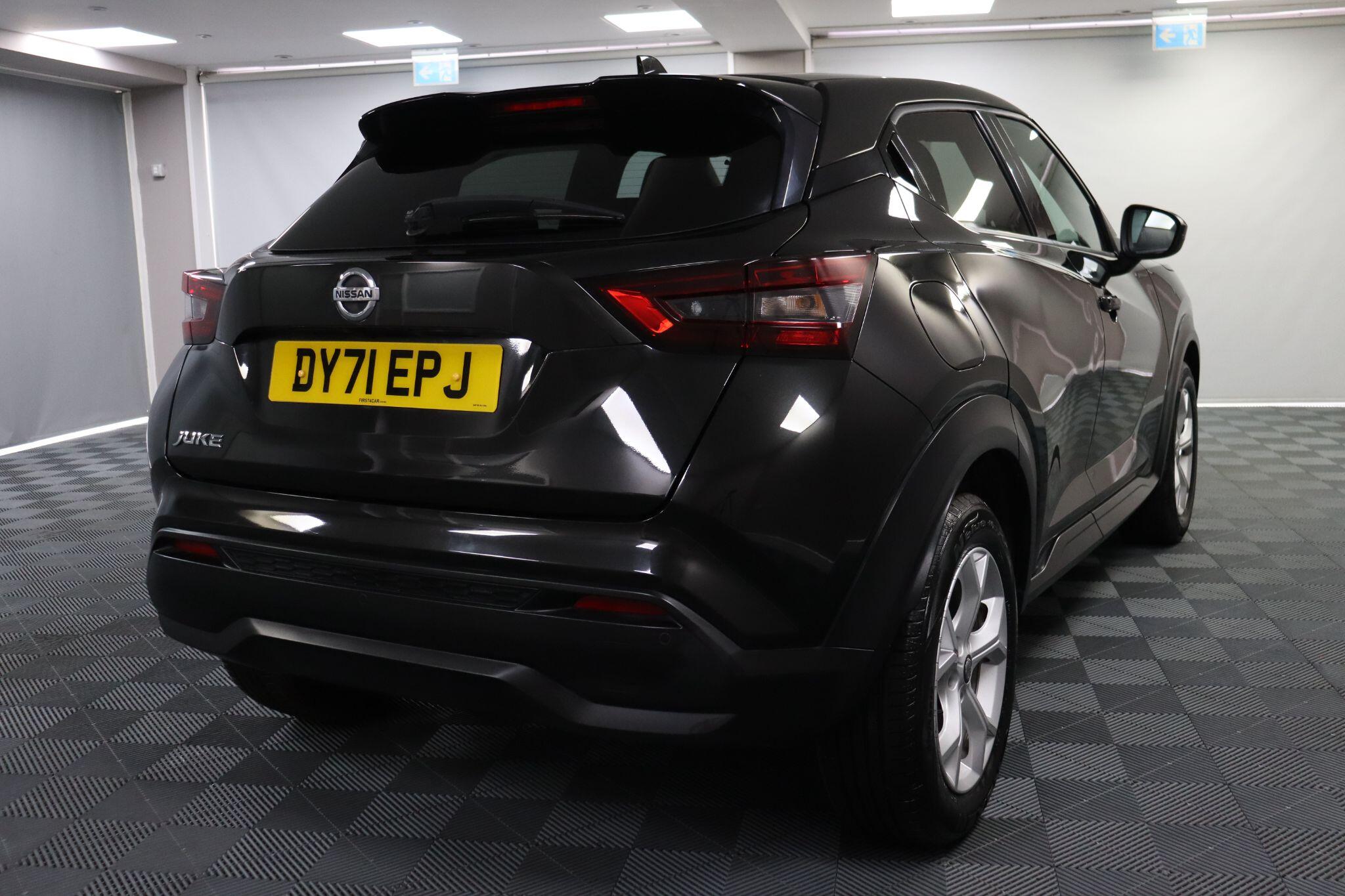 Nissan Juke view 22