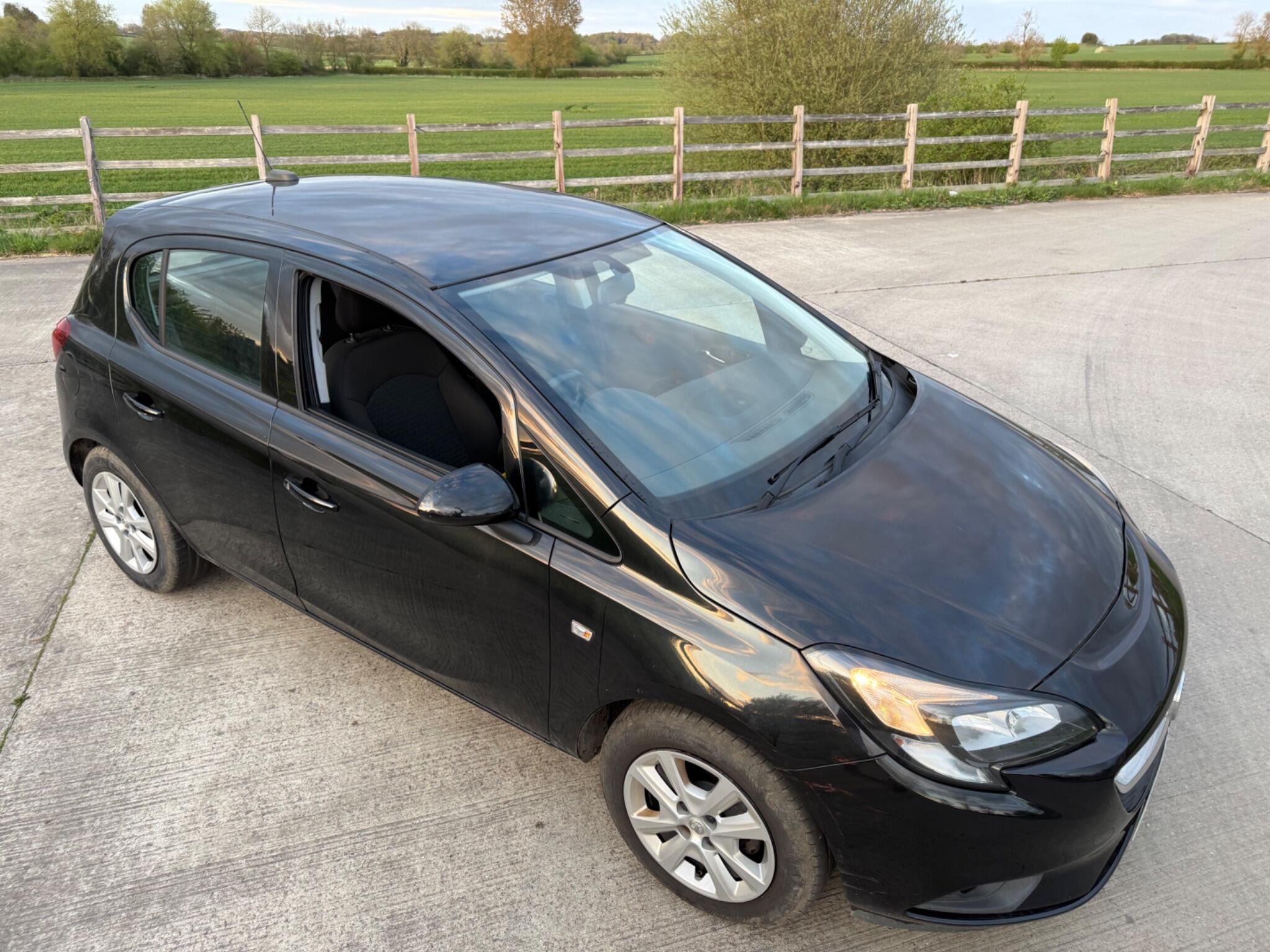 Vauxhall Corsa 1.4i Design Euro 6 (s/s) 5dr — photo 3 of 104