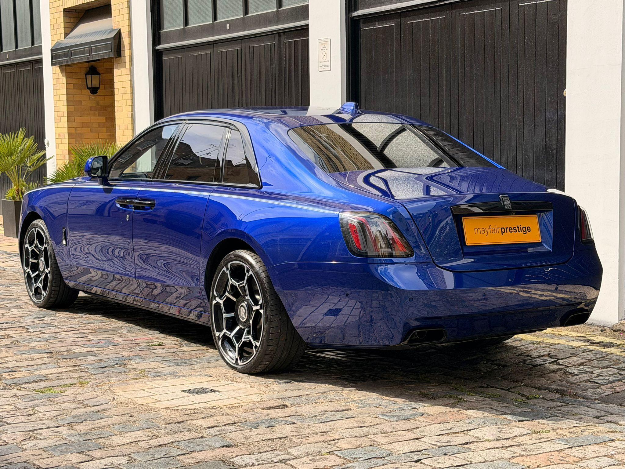 Rolls-Royce Ghost view 4